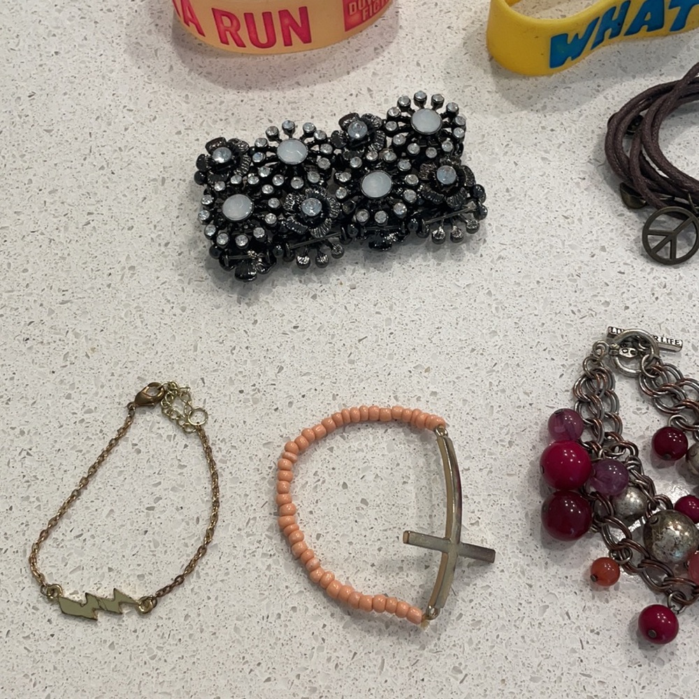 Huge bracelet bundle - Picture 4 of 5